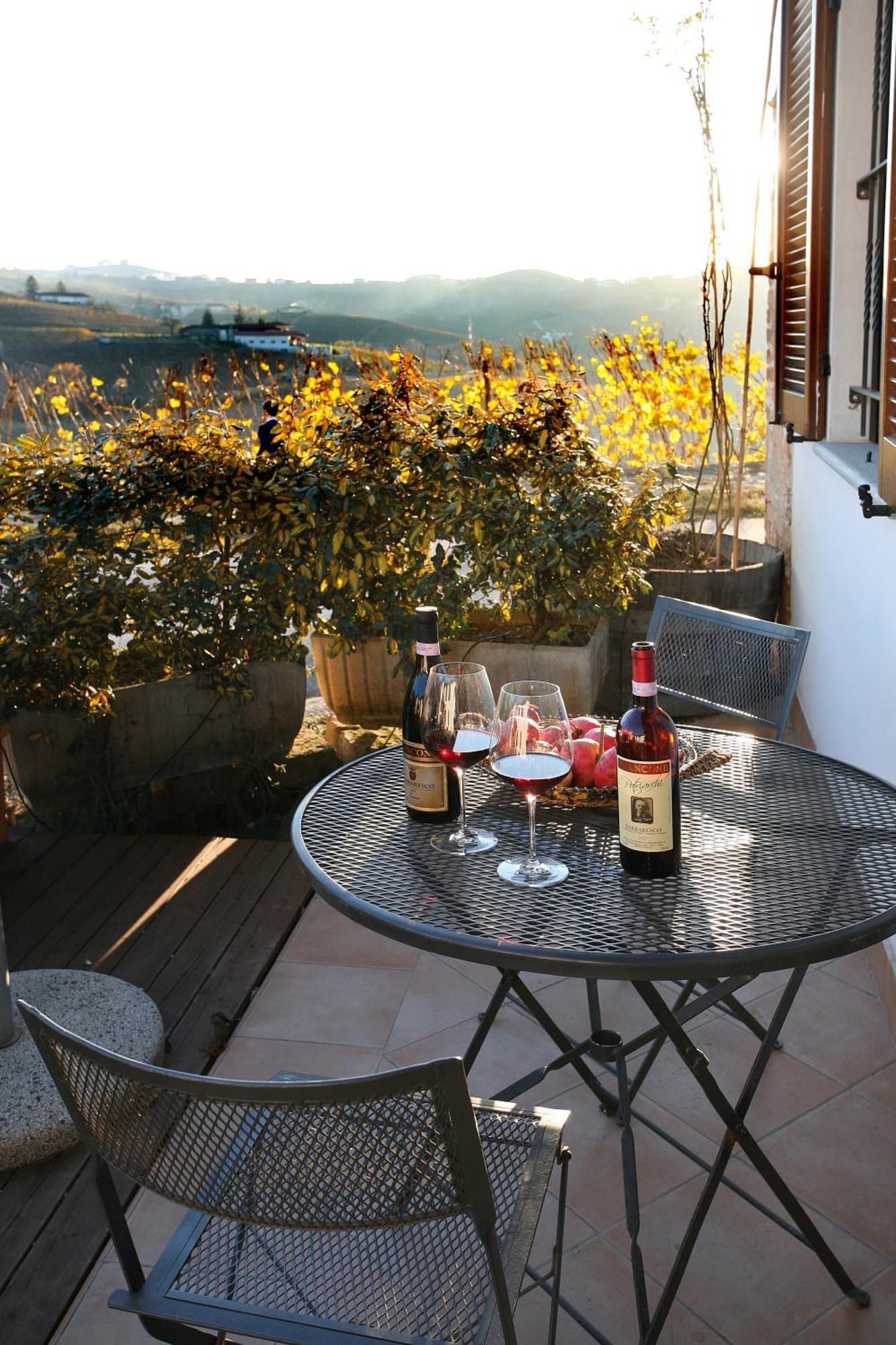 Agriturismo Antichi Poderi Gallina Neive Kültér fotó